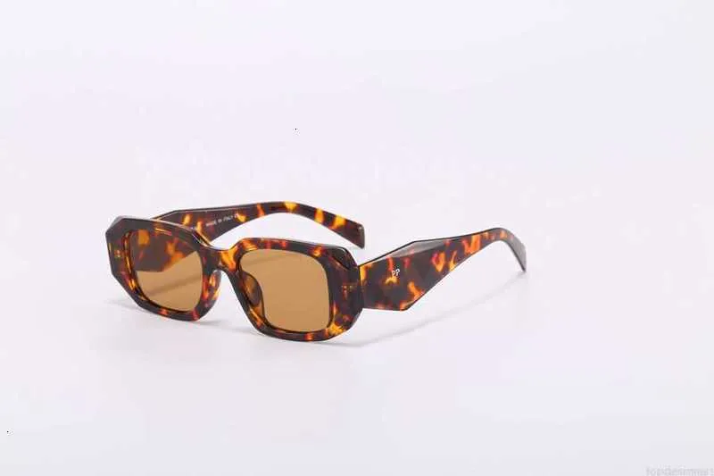 Fashion Designer Sunglasses Classic Eyeglasses Goggle Outdoor Beach Sun Glasses For Man Woman Mix Colors SGX4_voghion.com