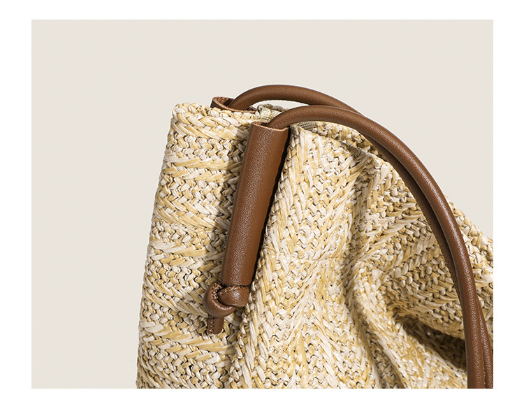 Grass woven tote bag for spring versatile women with niche design, large capacity commuting, seaside vacation style_voghion.com