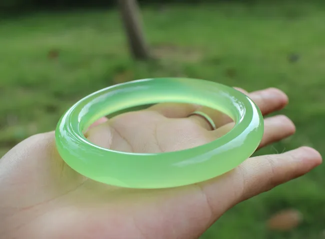 Natural Green Jade Bangle Bracelet Hand-carved Jadeite Jewelry_voghion.com