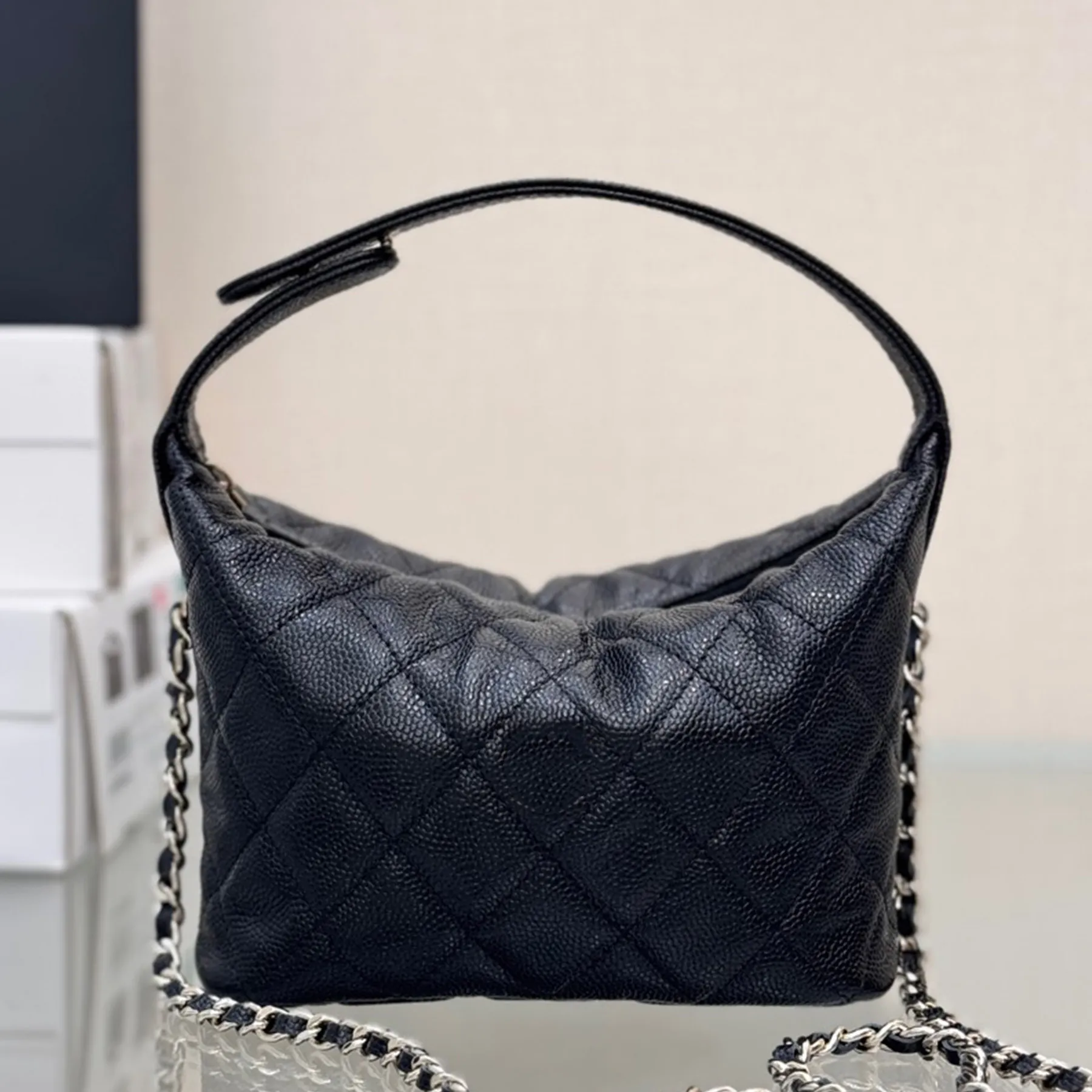Borsa a tracolla con catena 10A di alta qualità, in morbida pelle genuina, con chiusura a cerniera e finiture dorate, alla moda._voghion.com