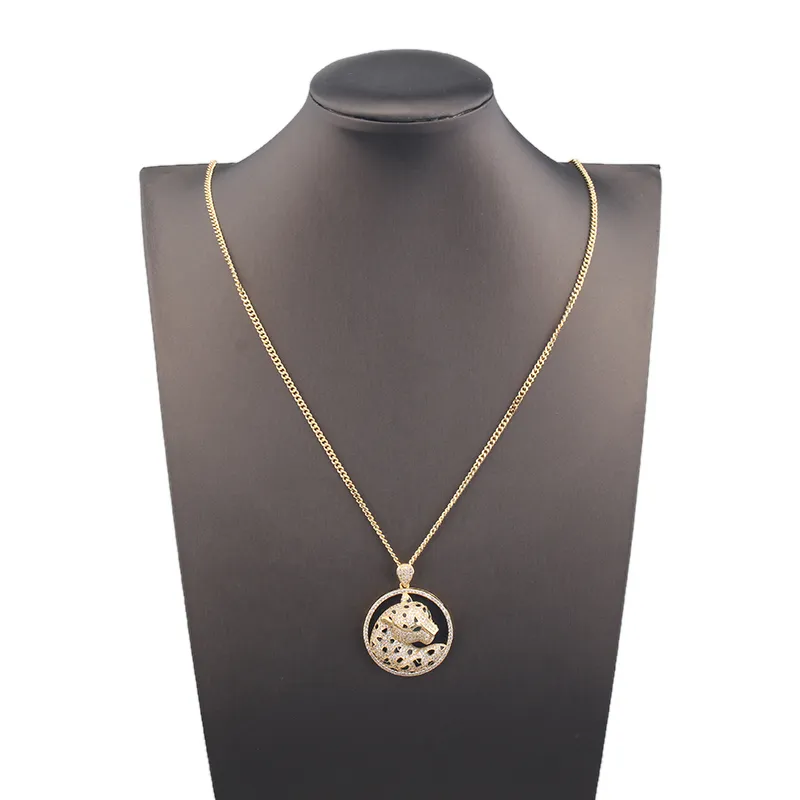 Leopard Head Pendant Necklace Gold Designer Style For Unisex_voghion.com