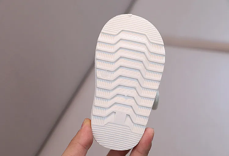 Bottes de neige chaudes d'hiver pour bébés garçons et filles Cutefeet Chaussures décontractées pour enfants Chaussures d'extérieur antidérapantes Plus Cachemire_voghion.com
