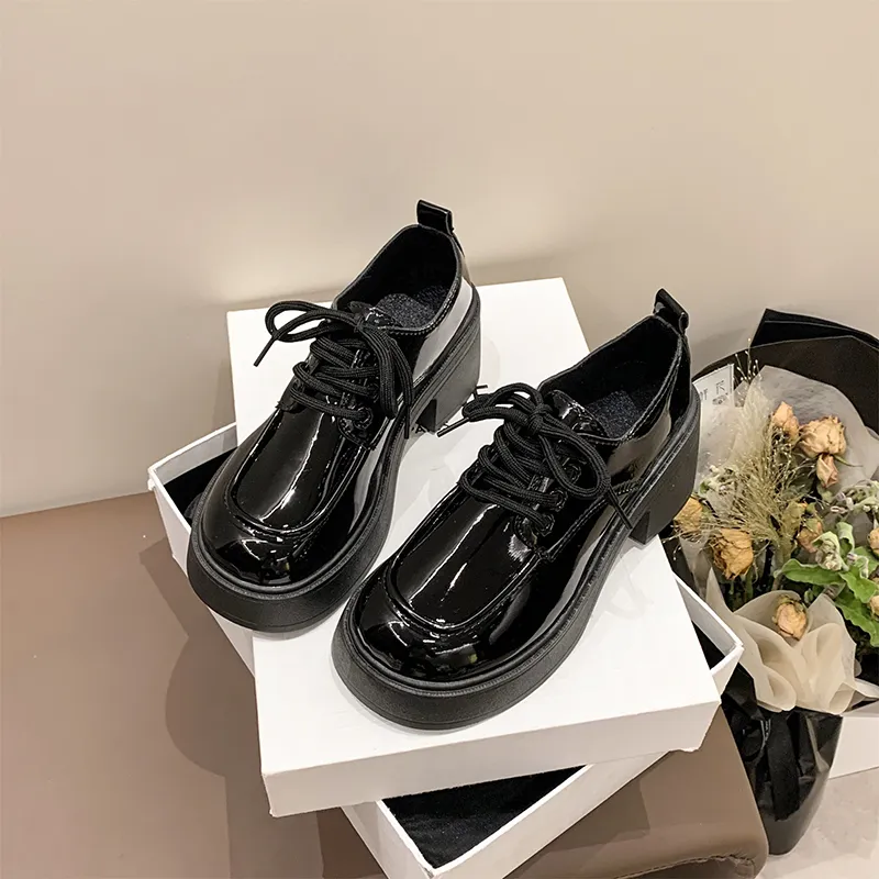 Spring 2024 New Black Platform Flats Women Loafers Slip On Boat Shoes Designer Casual Leather Oxfords_voghion.com