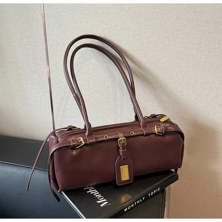 Pu-Kissentaschen für Frauen, einfarbig, weiches Leder, Schultertasche für Damen, vielseitige Schulranzen, Unterarmtaschen für Damen_voghion.com