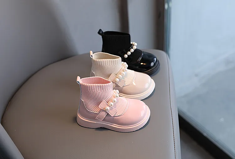 2025 Nei Baby Meedercher Prinzessin Stiwwelen Socken Cutefeet Kanner Casual Klengkanner Kanner Hierscht Wanter Lieder Schong mat Pärelen_voghion.com