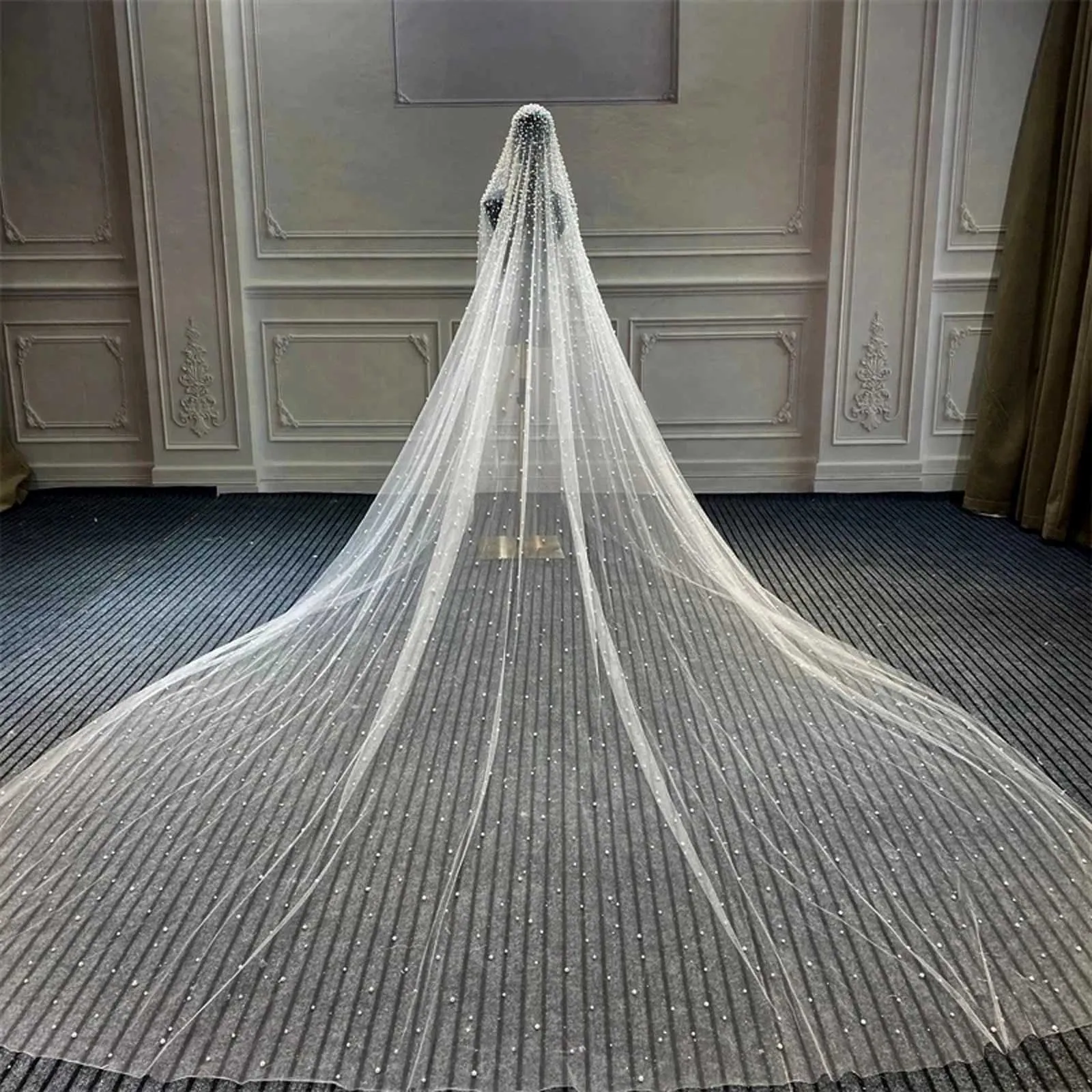 Hair Jewelry V139 Beaded Bridal Extra Long Cathedral Length Veil 3M Wide Veils With Comb Wedding Accessories_voghion.com