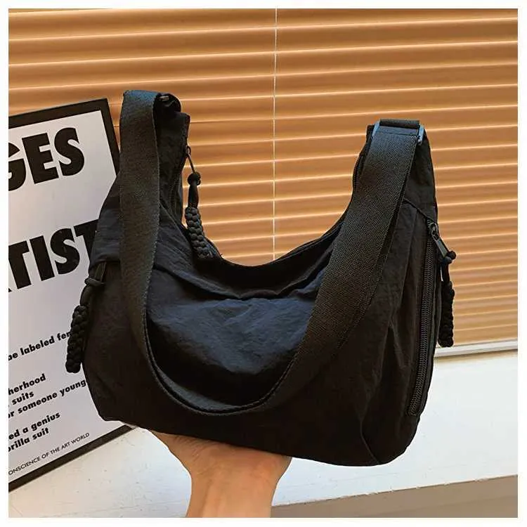Version coréenne à la mode et minimaliste dumpg populaire cette année, nouveau sac à bandoulière de haute qualité, fourre-tout de grande capacité_voghion.com