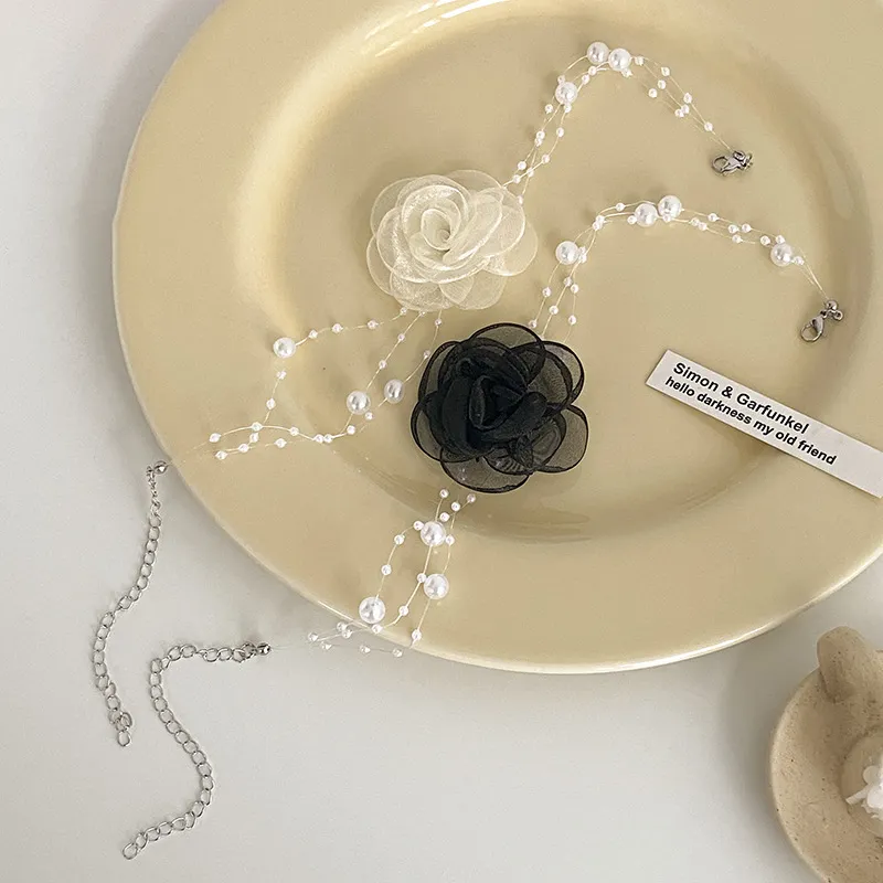 Chaînes Français Romantique Noir Et Blanc Ras Du Cou Fleur Collier De Perles Femme Été Clavicule Chaîne_voghion.com