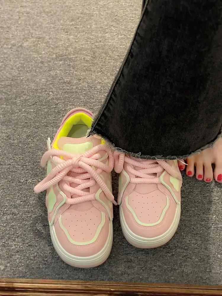 Scarpe da ginnastica con plateau rosa e blu da donna, scarpe sportive kawaii, casual, da tennis, da donna, basse, vintage, con suola spessa, coreane, carine_voghion.com