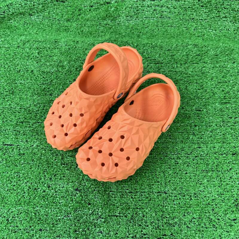 2025 Heiße neue klassische Durian-Schuhe mit dickem Boden und Schwammkuchen, Eltern-Kind-Strandschuhe für Damen, perforierte Schuhe_voghion.com