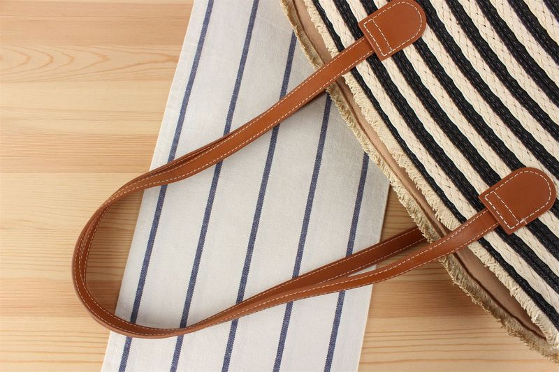 Freizeit Einfache Pendlertasche mit großer Kapazität Strandurlaub Papiergewebte Tasche Gestreifte Umhängetasche_voghion.com