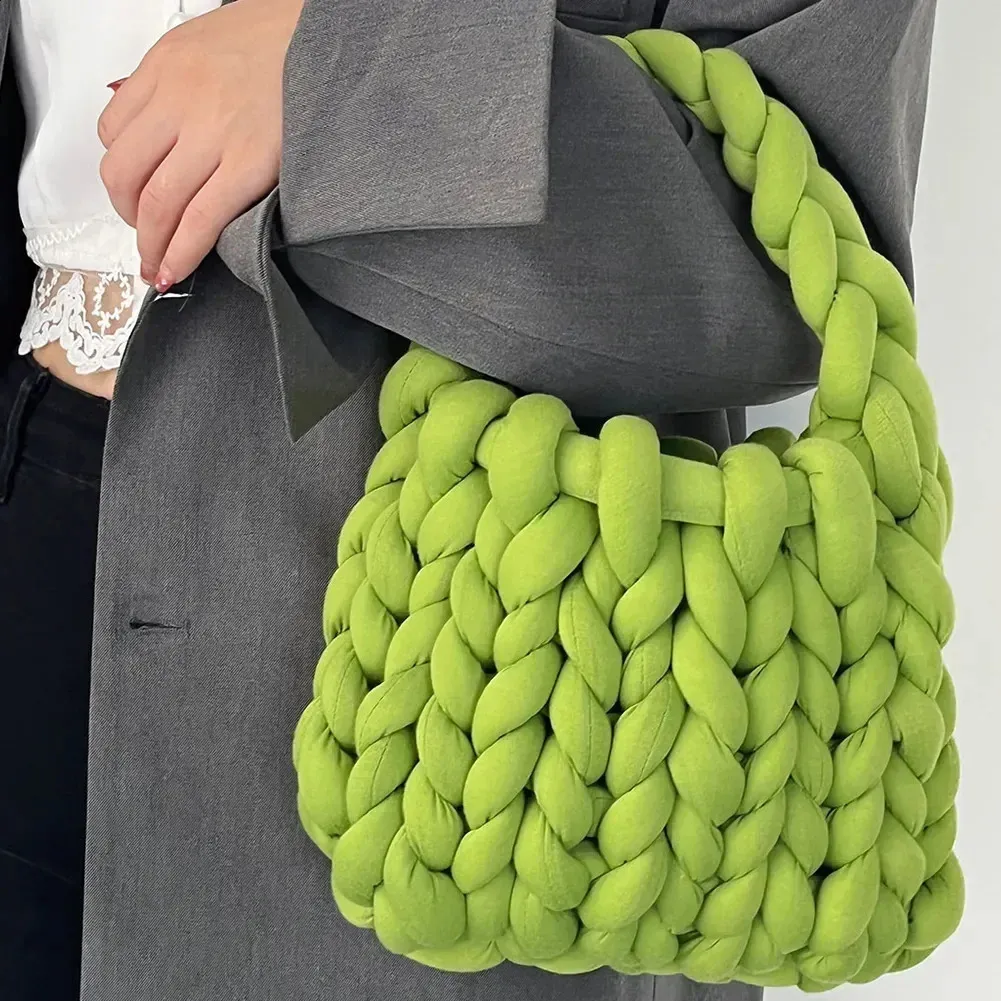 Bolso de mano tejido a mano para mujer, tejido a mano, con hilo islandés grueso, para hombro, para compras, 240912_voghion.com