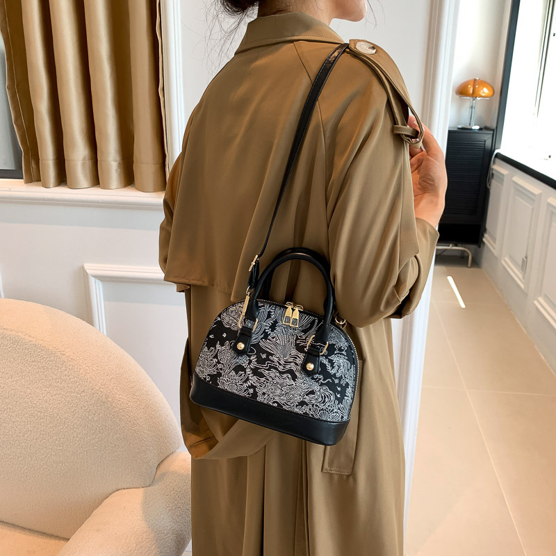 Geantă de mână minimalistă de vară pentru femei, model popular și la modă, cu un singur umăr, tip crossbody_voghion.com