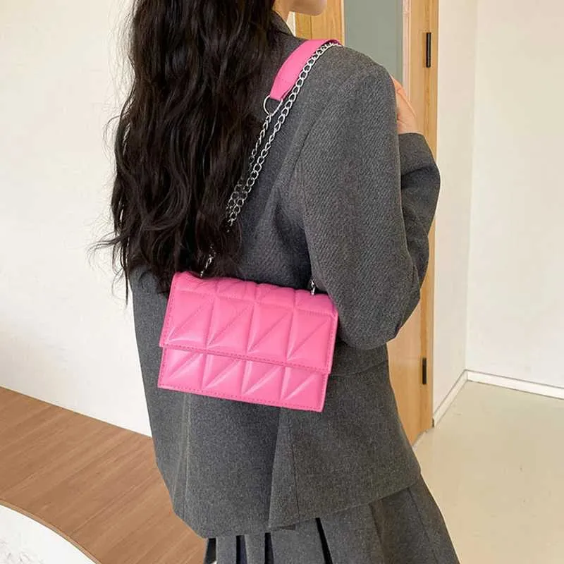 Borsa a spalla designer da donna, borsa a mano in ecopelle con catena_voghion.com