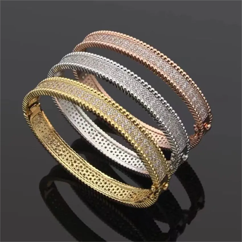 Clover Designer Elegant Gold And Sier Dia Bracelet Customized Trendy Bangle Fashion Women Pendant Wedding Special_voghion.com
