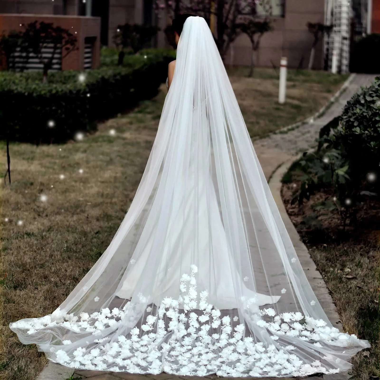 Hair Jewelry V123 Full Flowers Lace Beaded Wedding Veil Long Cathedral Style Soft Bridal Illusion With Comb Bride_voghion.com