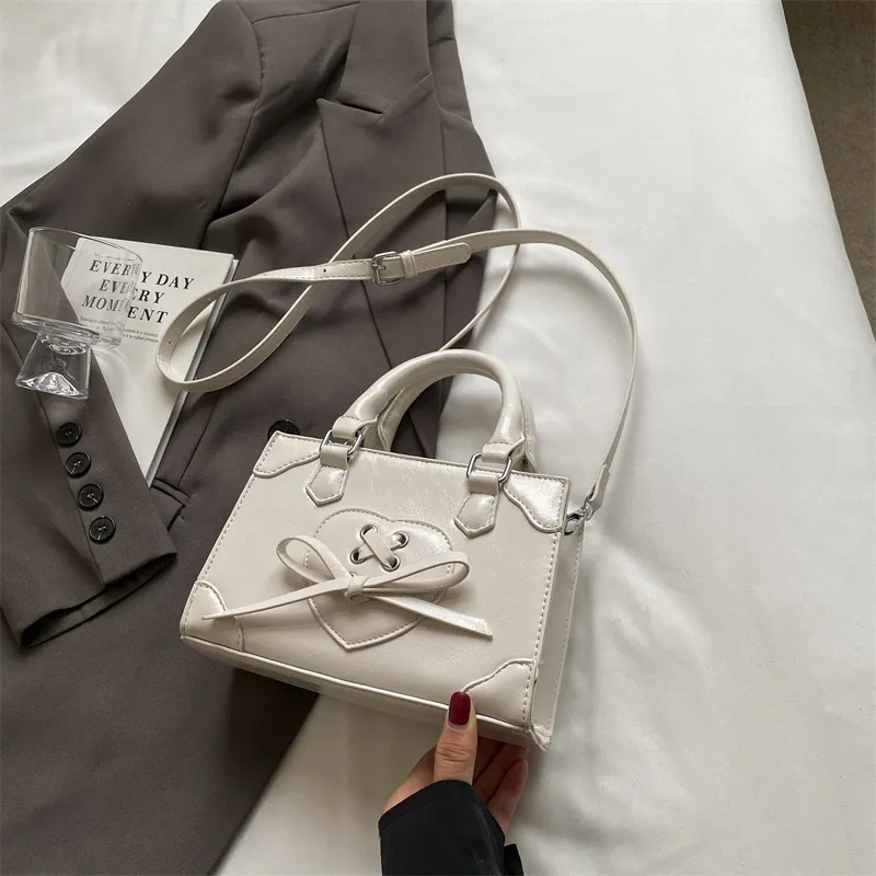 Umhängetaschen Mini Kleine Quadratische Tasche Tote Frauen Designer Handtaschen Vintage Bambus Griff Weibliche Elegante_voghion.com