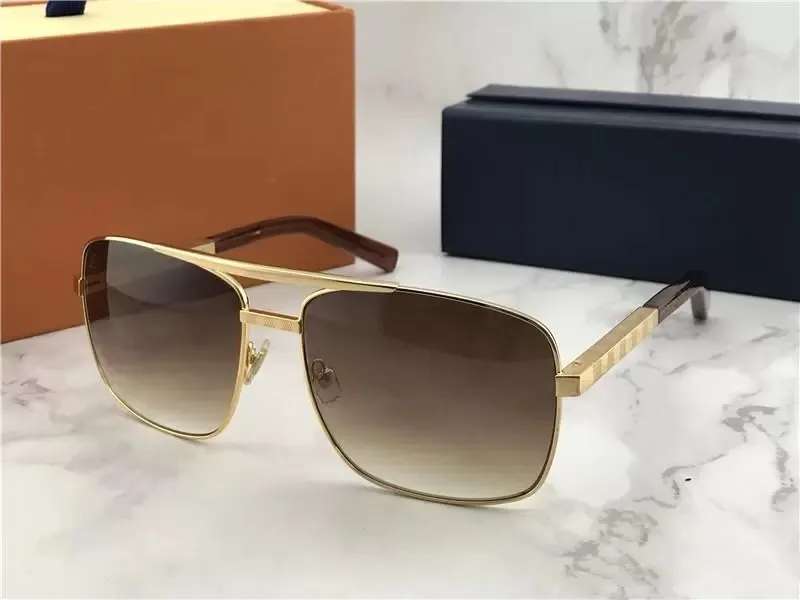 Verspiegelte Brille Damen Herren Police Classic Eyewear UV 0259 Für Schöne Mode Flutschutz Designer Rahmen Schwarz 400_voghion.com