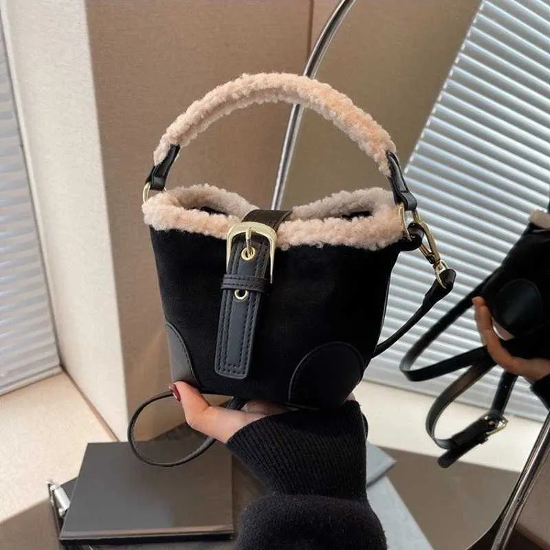 Cashmere mini bucket bag Meila suede retro 2024 new shoulder cross font handbag Y241216_voghion.com