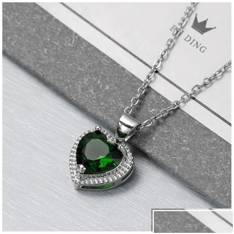 Pendant Necklaces Diamond Heart Necklace Stainelss Steel Chain Women Girls Red Green Crystal Fashion Jewelry Will And_voghion.com