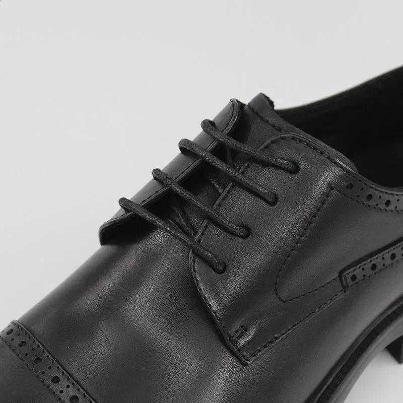 Vestido formal masculino de couro respirável de alta qualidade para escritório Oxford sapatos baixos para casamento 240911_voghion.com