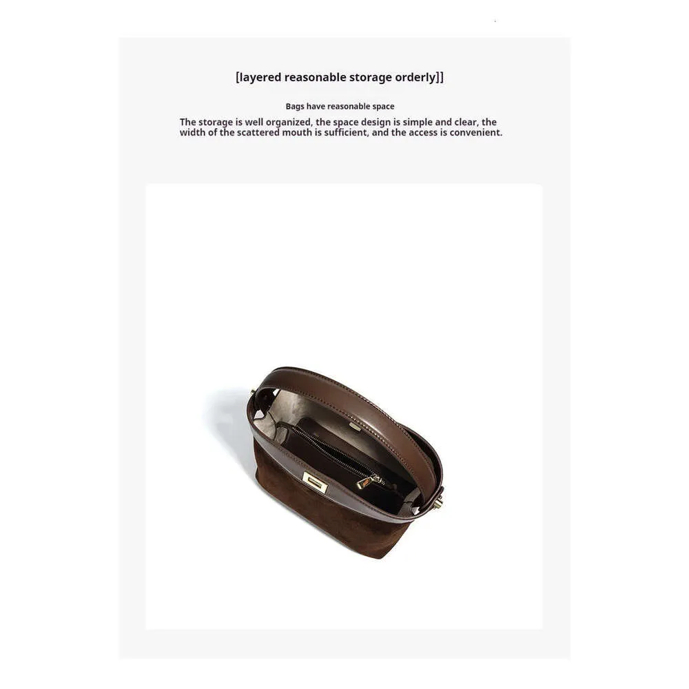 Retro schoudertas en tote bag voor dames met matte afwerking_voghion.com