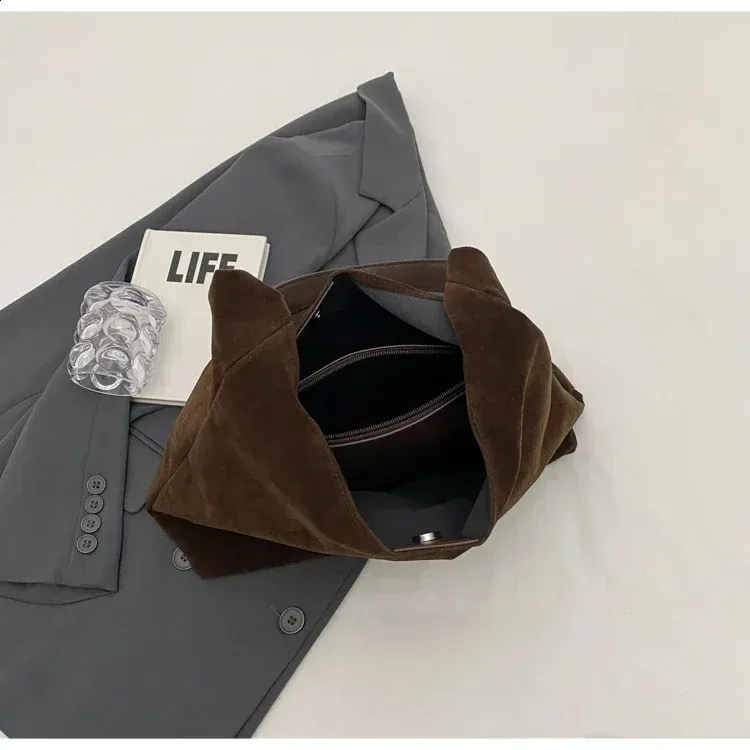 Hochwertige, weiche Taschen, hautfreundlich, Veet 2024, Magnetschnalle, große Kapazität, modische Damen-Umhängetasche 240829_voghion.com