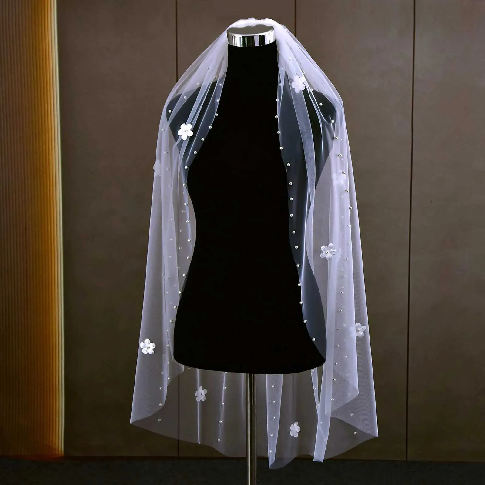 Gioielli per capelli V193 Velo da sposa con perline e perline, fiori 3D, lungo, cattedrale, morbido, illusione, con pettine, elegante sposa_voghion.com