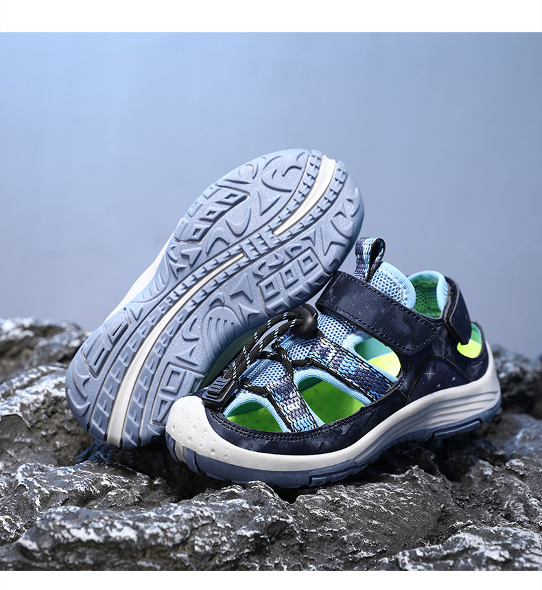 Baotou-Sandalen für Jungen 2024 Neu mit hohler, weicher Sohle, rutschfeste Kinderschuhe, Strandschuhe für Mittelschüler_voghion.com