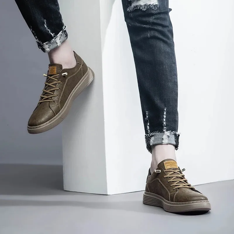 Sapatos sociais masculinos de couro legítimo italiano casual com cadarço Oxford para corrida ao ar livre e escritório tamanho grande 36-47 240614_voghion.com