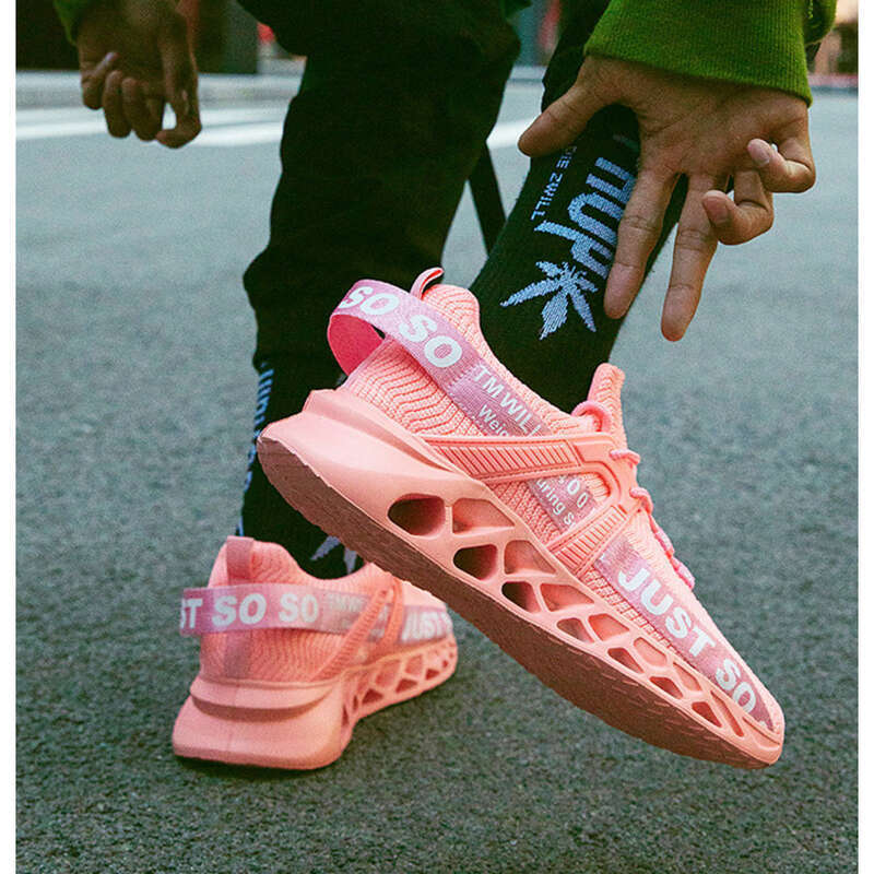 Männer Neue Paar Sport Atmungsaktive Fliegen Weben Casual Große Klinge Laufschuhe Männer_voghion.com