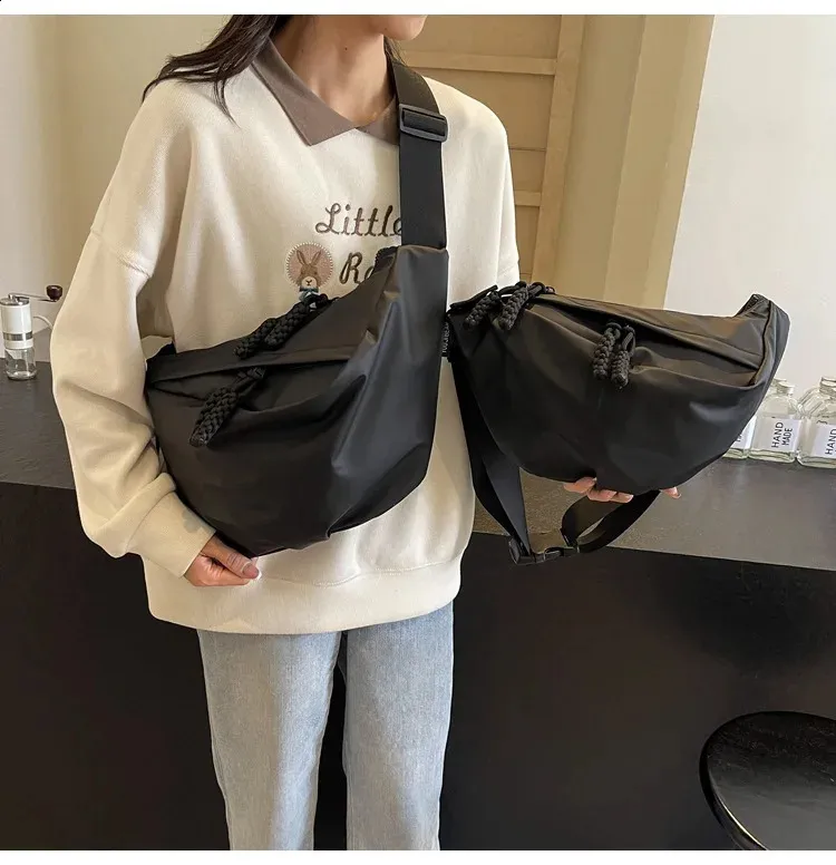 Borsa a tracolla in nylon alla moda, stile punk, tinta unita, grande capacità, multistrato, versatile, con arricciatura_voghion.com