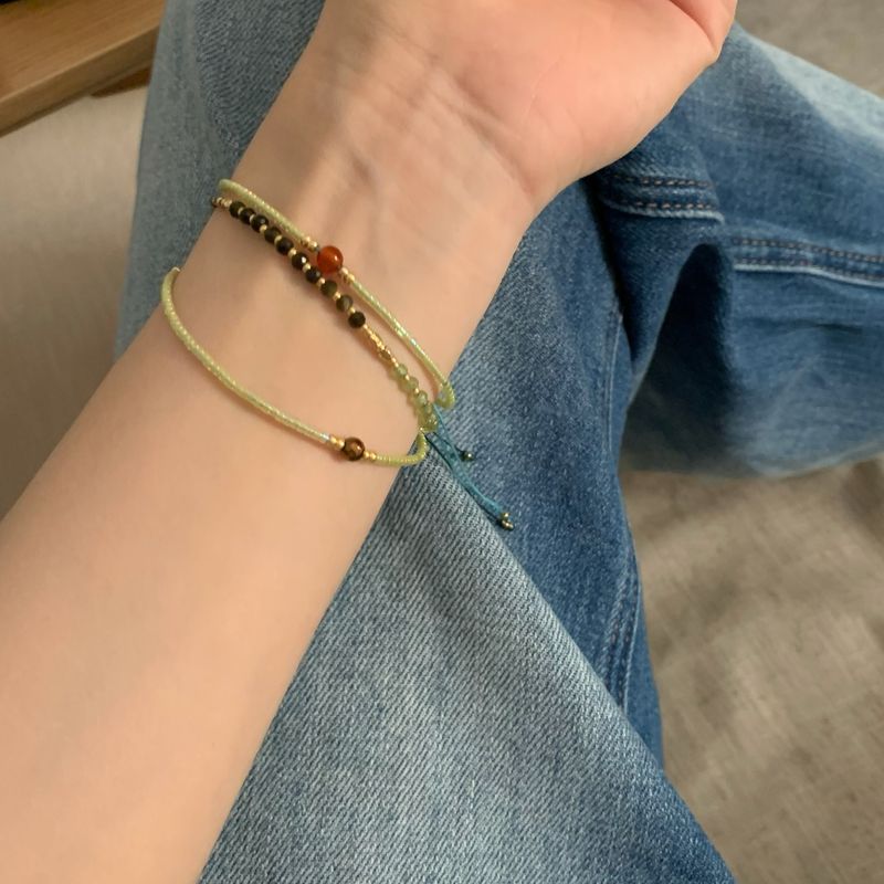 Handmade Chinese Retro Beaded Ins Niche Design Natural Stone Bracelet Accessories 2023 New Style Hand Jewelry_voghion.com