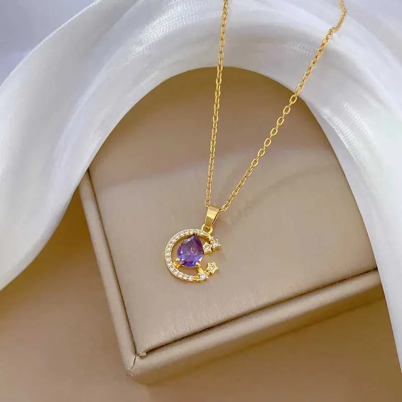 Moon Pendant Necklace Classic Gold Chain Elegant Charm Jewellery_voghion.com