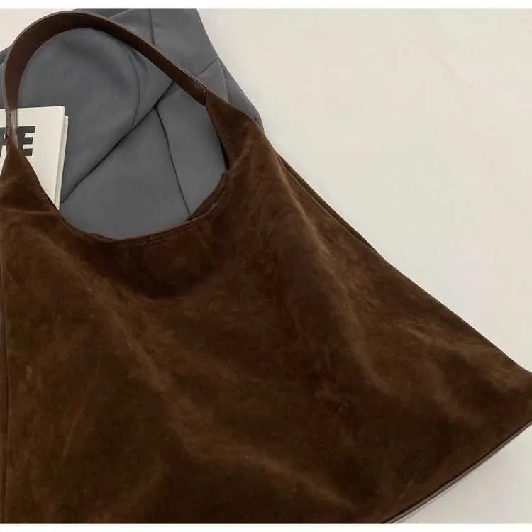 Vintage női nagy kapacitású velúr válltáska, egyszínű, egyszerű, hétköznapi ingázós ba241106_voghion.com