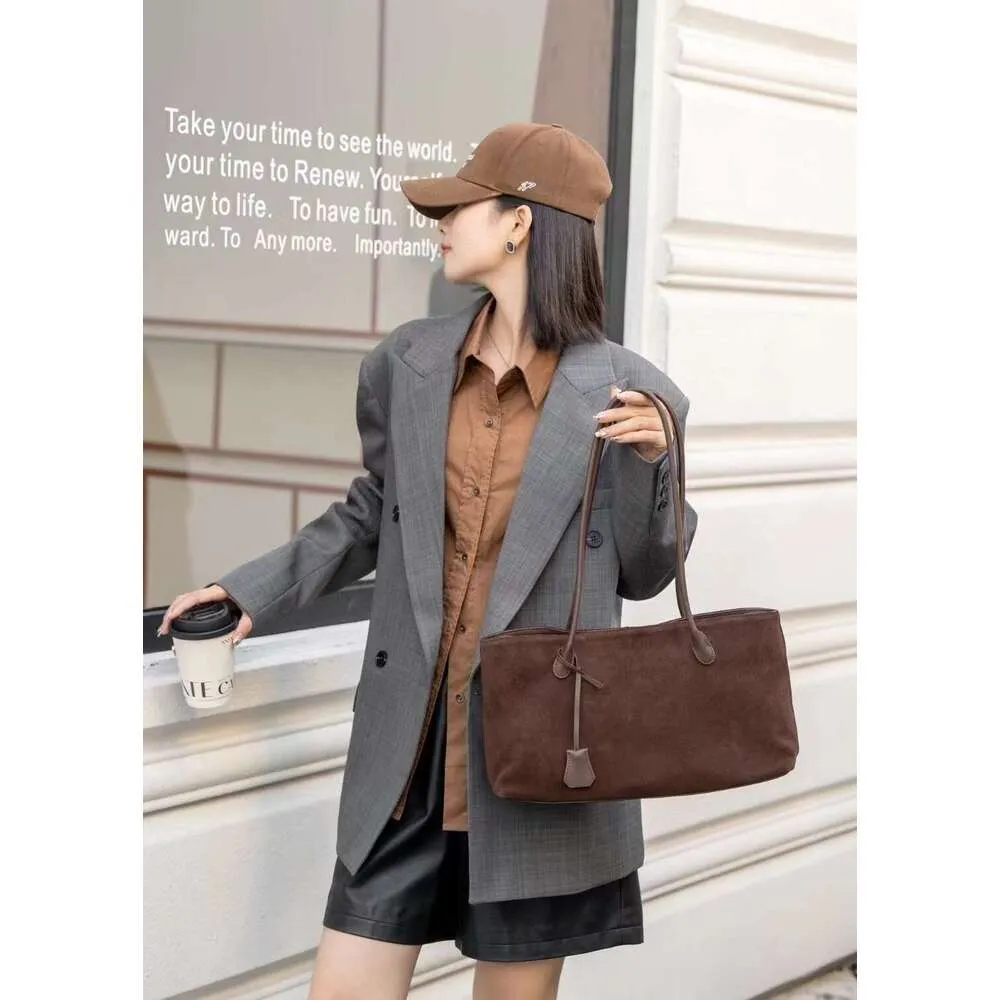 New All-Match Shape Change Design Large Tote Coffee Matte Real Suede Leather Women Shoulder Bag High-End Travel Handbag_voghion.com