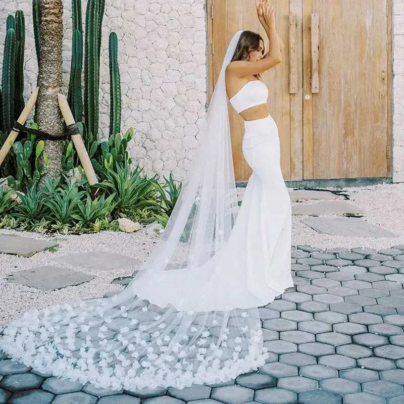 Haarschmuck Stoffblumen Verstreute Blumenapplikation Hochzeitsschleier 3D Organza Blume Braut Illusion 1 Ebene Mit Kamm_voghion.com