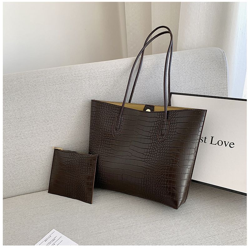 Modello coccodrillo tinta unita per donna 2024 nuova tendenza moda tempo libero semplice grande capacità borsa a tracolla monospalla_voghion.com