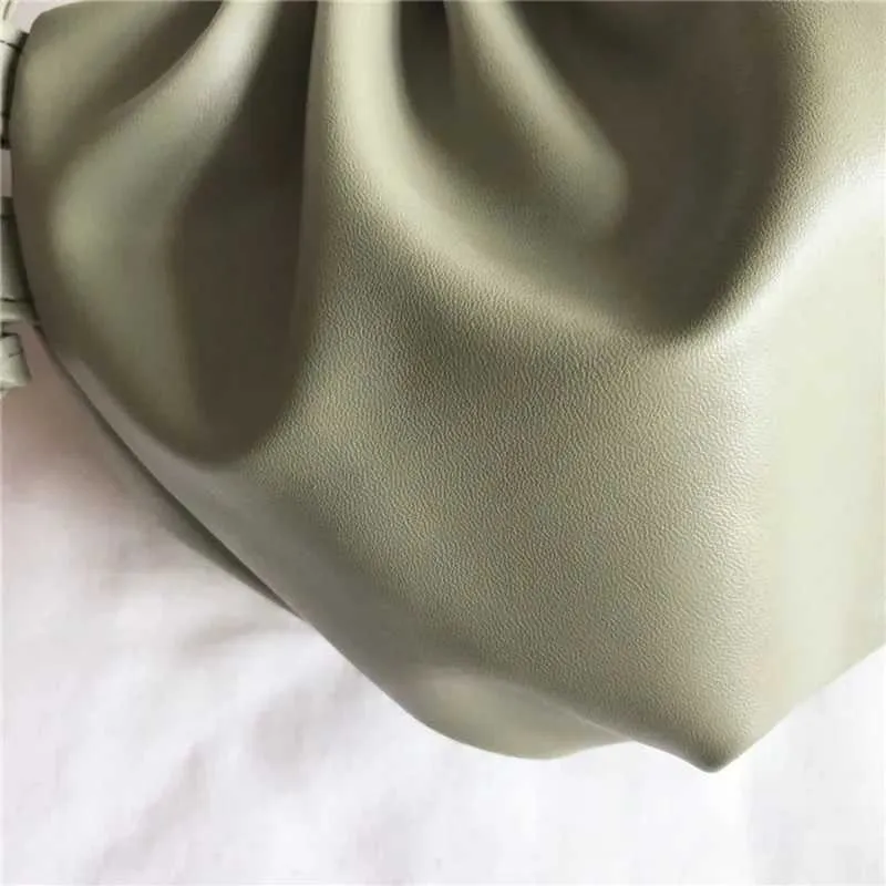 Módní dámská ramenní taška, nový příjezd, crossbody, jednobarevná, skládaný design, dámská mini zipová taška přes rameno, Cloud Bag_voghion.com
