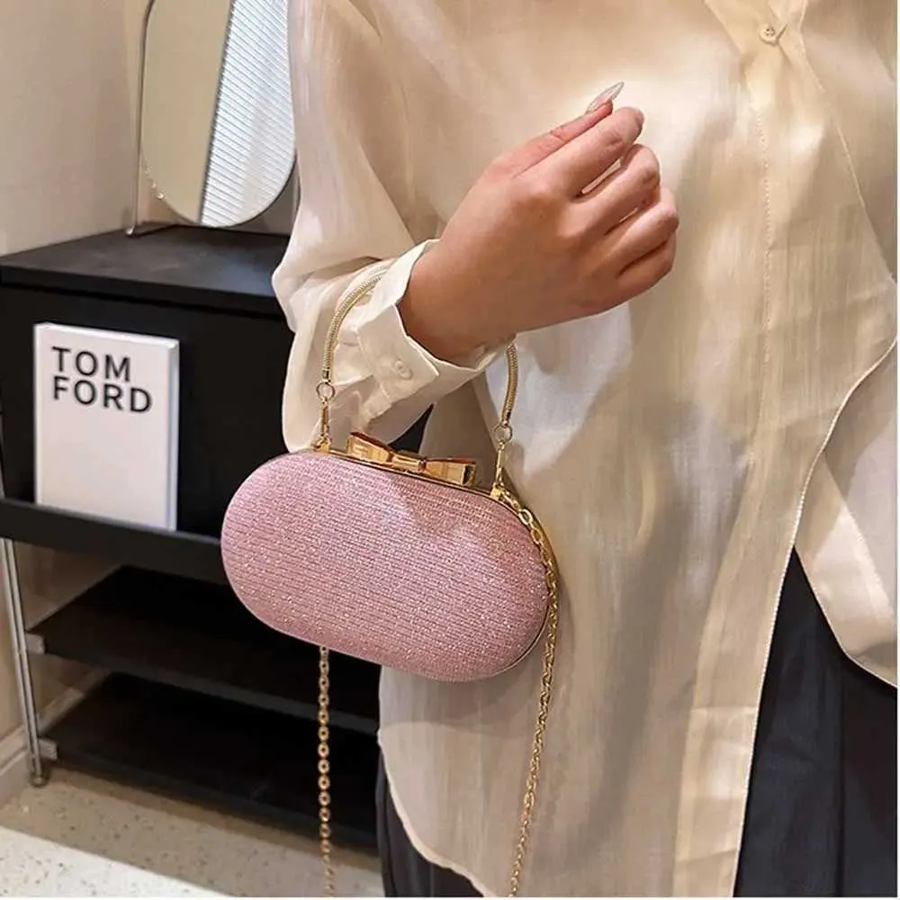 Geantă de seară pentru femei, geantă de mână strălucitoare în formă de inimă, geantă de umăr metalică cu lanț la modă, geantă crossbody pentru femei, purseC241218_voghion.com