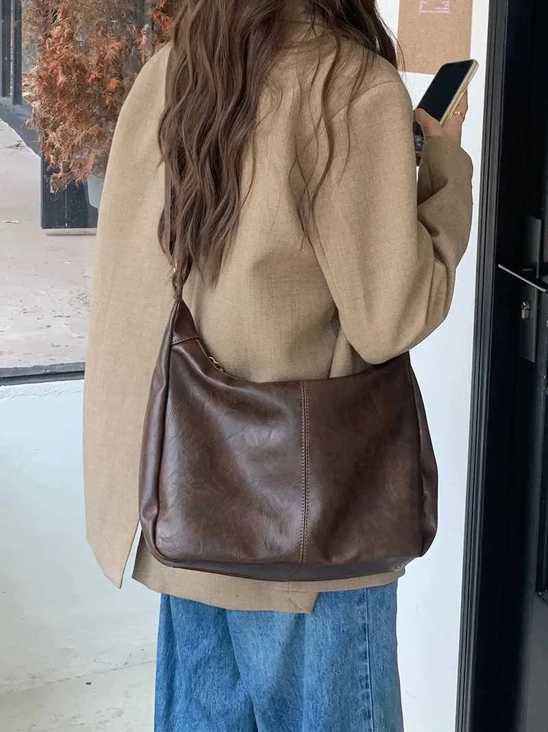 Women's Shoulder Bag Cowhide Leather Handbag Messenger Bag Set_voghion.com