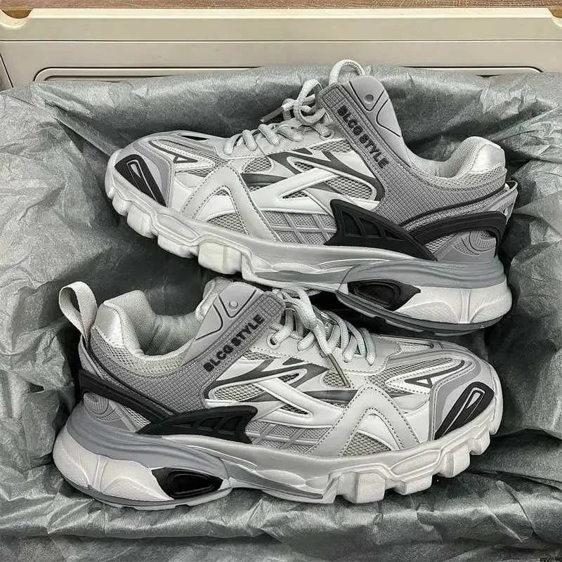 Size 41 42 Womens Casual Sports Men Stylish Brand Design Ladies Chunky Sneakers Thick Sole Tennis Shoes 43 44 Big_voghion.com