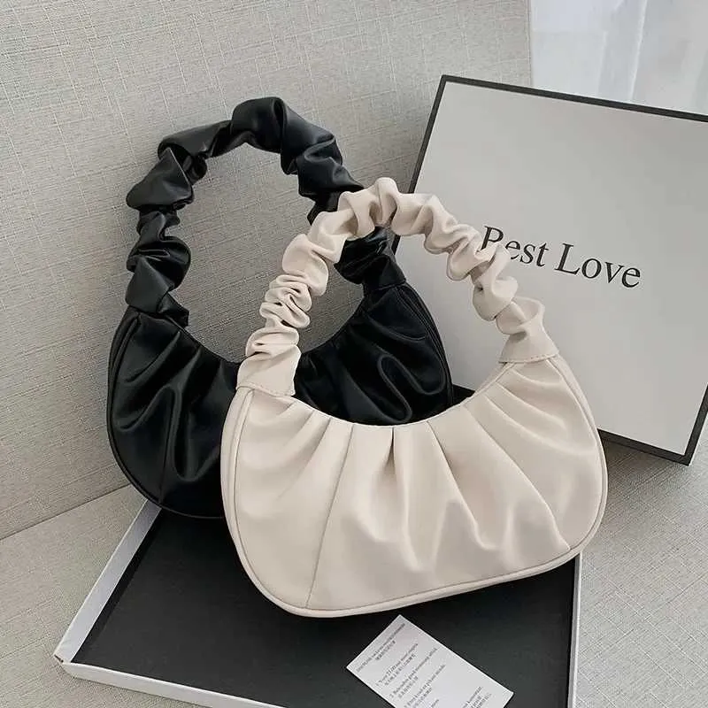Stijlvolle pu schoudertas met plooi design dames handtas cloud model_voghion.com
