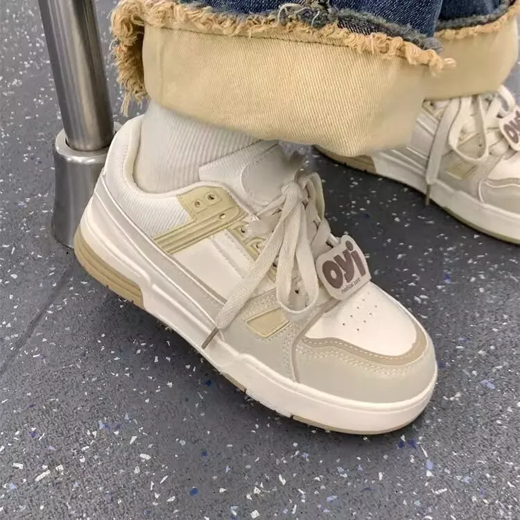 Jarné a jesenné malé biele tabuľové topánky, zmysel pre dizajn, dámsky štýl pre špecifické potreby, tenká podrážka, žiaci druhého stupňa základnej školy_voghion.com