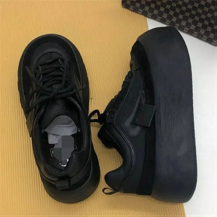 Scarpe sportive donna con plateau retro invernali stringate_voghion.com