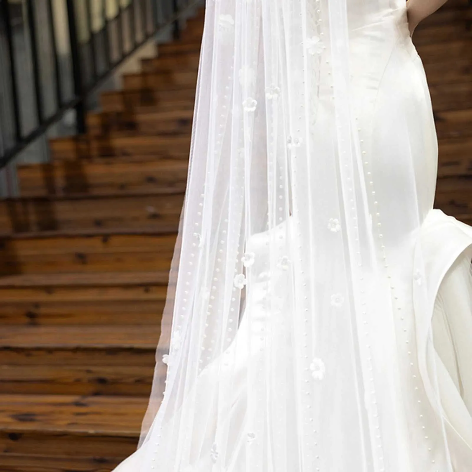 Gioielli per capelli V193 Velo da sposa con perline e perline, fiori 3D, lungo, cattedrale, morbido, illusione, con pettine, elegante sposa_voghion.com