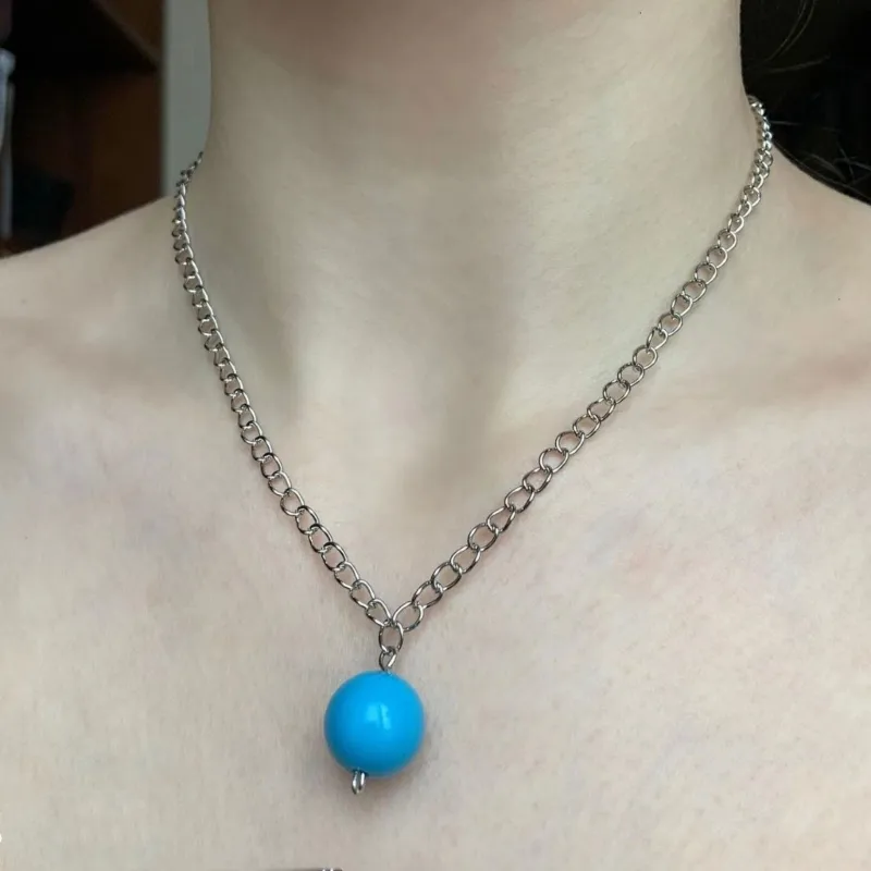 Colliers pendentifs Collier en résine élégant avec breloque boule colorée Chaîne de cou à la mode_voghion.com