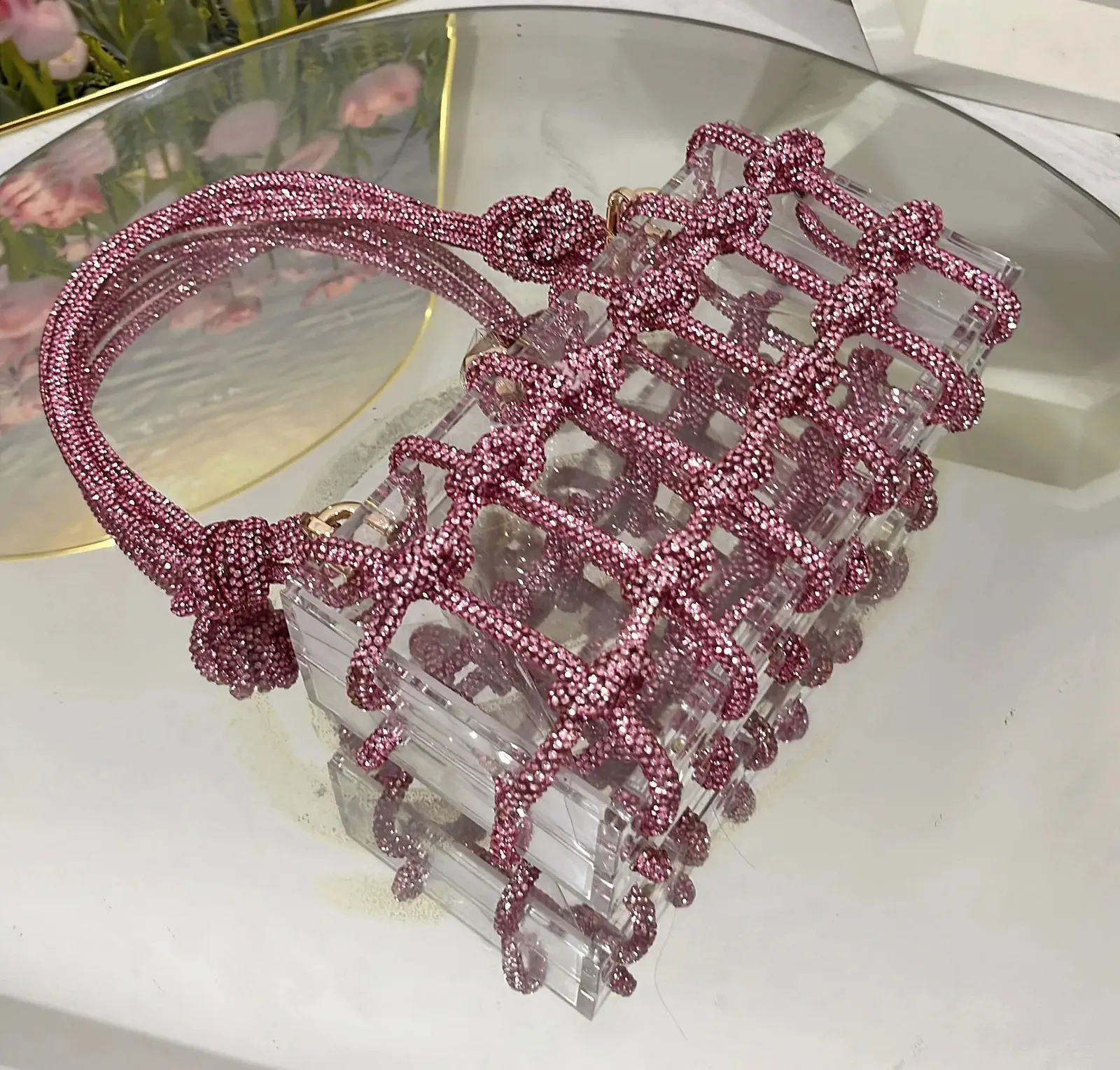 2024 Handtasche Hochwertige Abend-Dias-Kupplung Acryl Achselhöhle Quadratische Damen Geldbörse Hochzeitstasche 240907_voghion.com