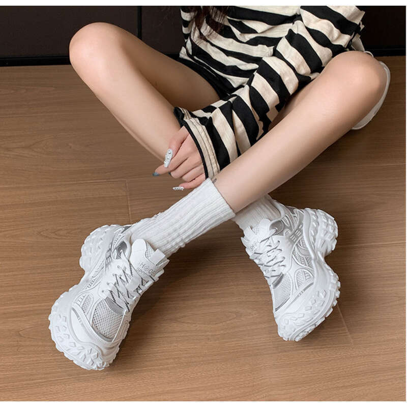 Damskie sneakersy z grubą podeszwą do biegania sportu i na co dzień_voghion.com