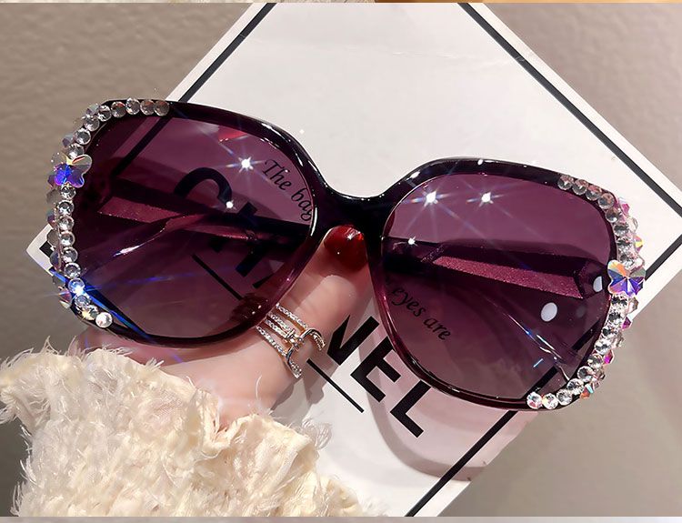 Occhiali da sole donna polarizzati anti uv con strass alla moda_voghion.com